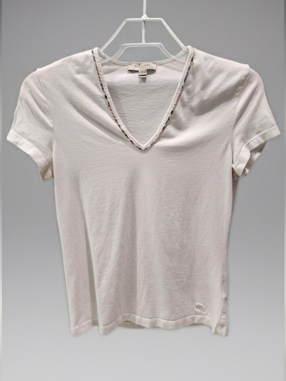 Burberry Vintage White Short Sleeve V-Neck Tee with Signature Burberry Trim